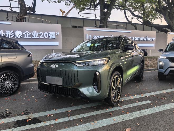 奇瑞混动之夜：25 款风云 A8/T9/T10 齐上市 多款车型发布一口价17