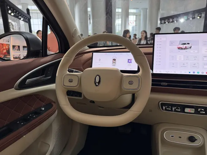 功能升级/续航提升 2025款欧拉好猫限时售价7.98万起8