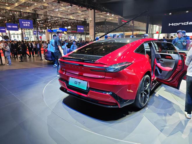 兼顾驾驶乐趣与舒享体验 Honda烨GT上海车展全球首秀2
