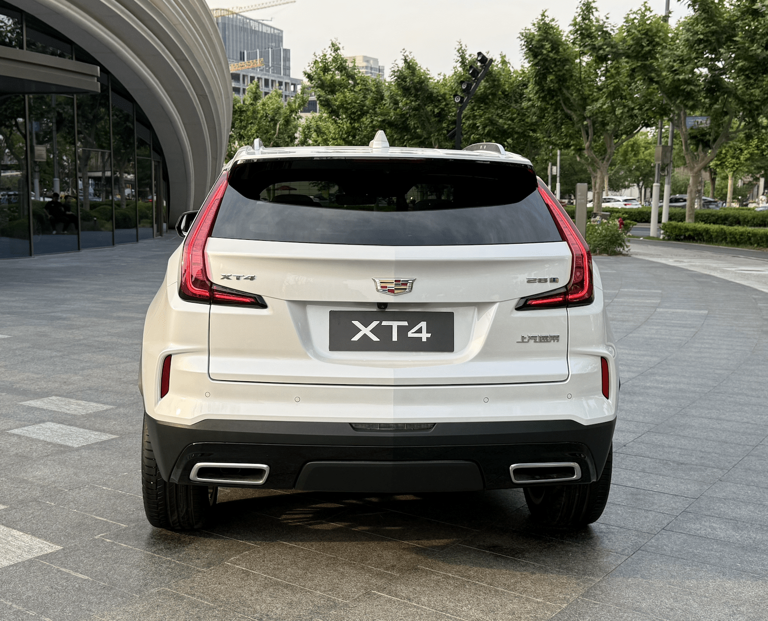 一口价15.99万起/交互升级 新款凯迪拉克XT4上市6