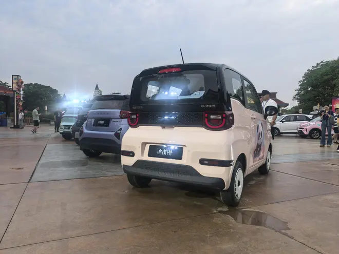 5万级5座纯电微型车 奇瑞QQ多米正式上市25