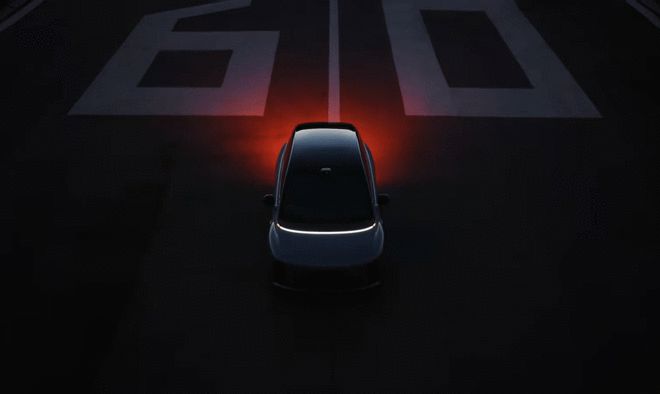 理想i8官宣将于7月上市 定位六座纯电中大型SUV3