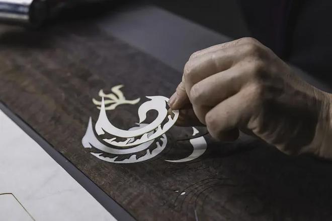 劳斯莱斯幻影龙年特别版 奢华与传统的极致碰撞3