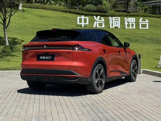 能否加量不加价？全新深蓝S07亮相成都车展5