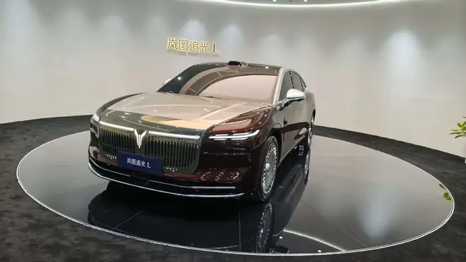 豪华新旗舰/纯电续航410km 岚图追光L成都车展发布