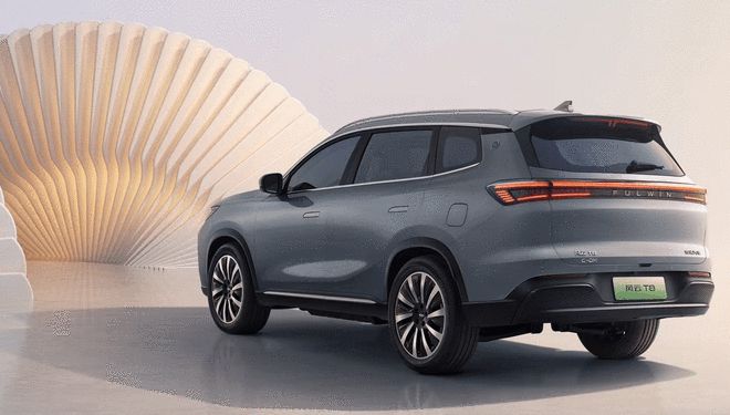 奇瑞风云T8将于1月11日开启预售 提供5座和7座版本4