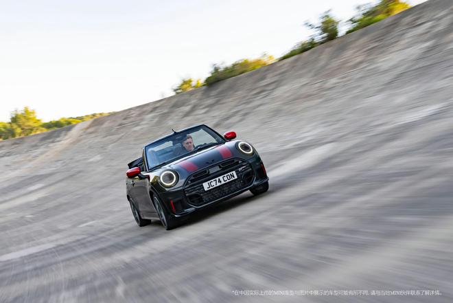全新MINI Cooper Cabrio即将到店 JCW敞篷版首次入华9