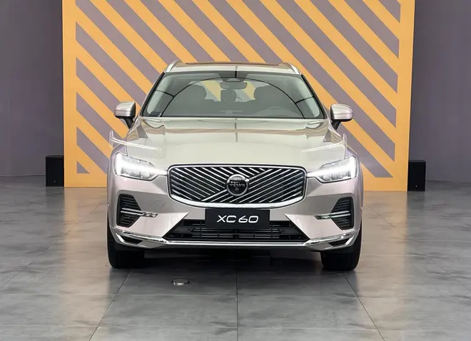 多维焕新品价比拉满 沃尔沃全新XC60售价25.49万起