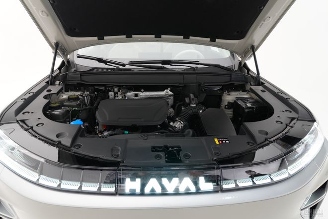 首搭二代Hi4+高阶智驾 二代枭龙MAX预售13.88万起25