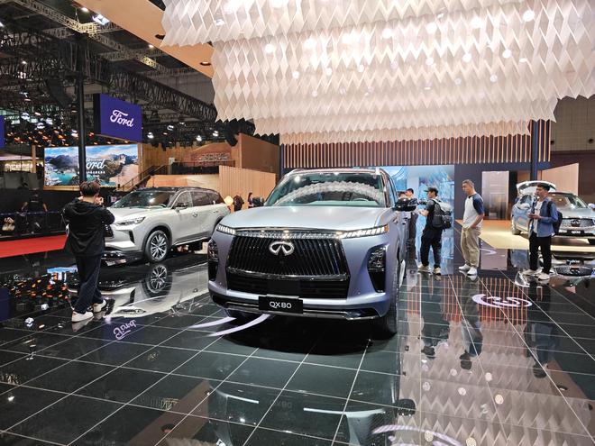 超5米3车长/国内首秀 英菲尼迪全球旗舰QX80亮相车展2