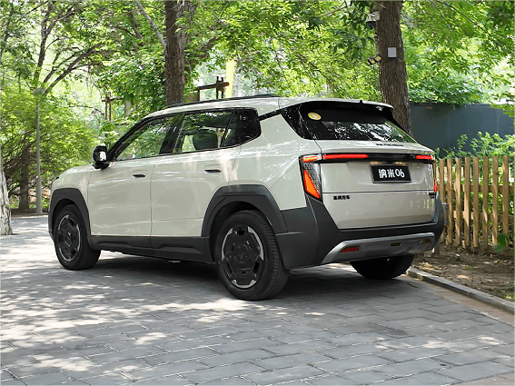 顶配10.99万的方盒子纯电SUV 还带