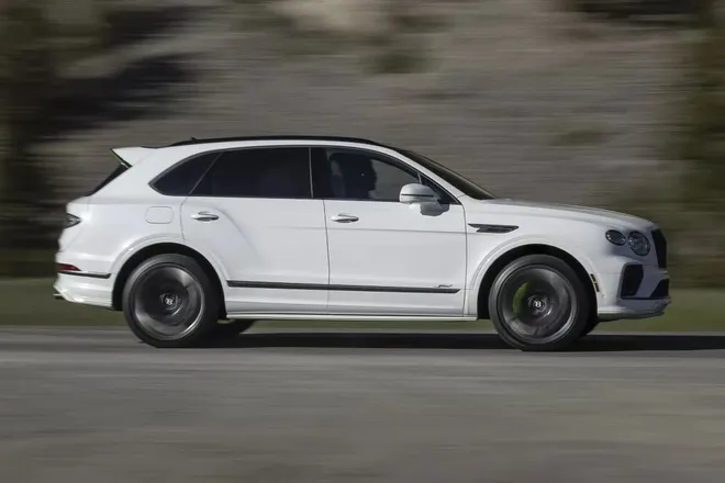 4.0T V8动力升级/3.4秒破百 宾利添越Speed官图发布10