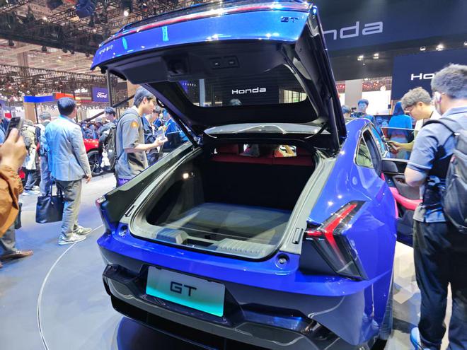 兼顾驾驶乐趣与舒享体验 Honda烨GT上海车展全球首秀6