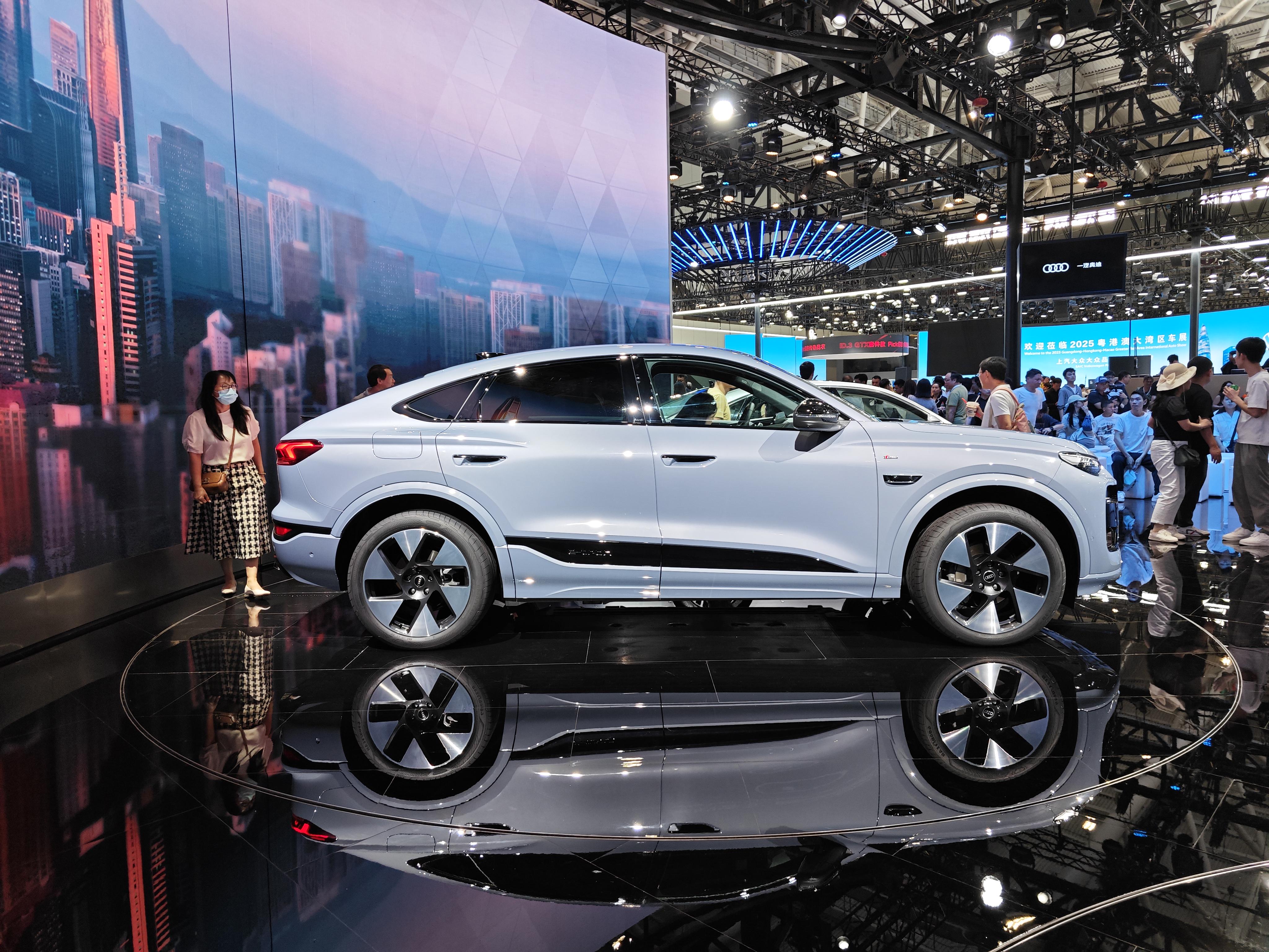首销享至高6万装备权益 一汽奥迪Q6L e-tron开启预售8