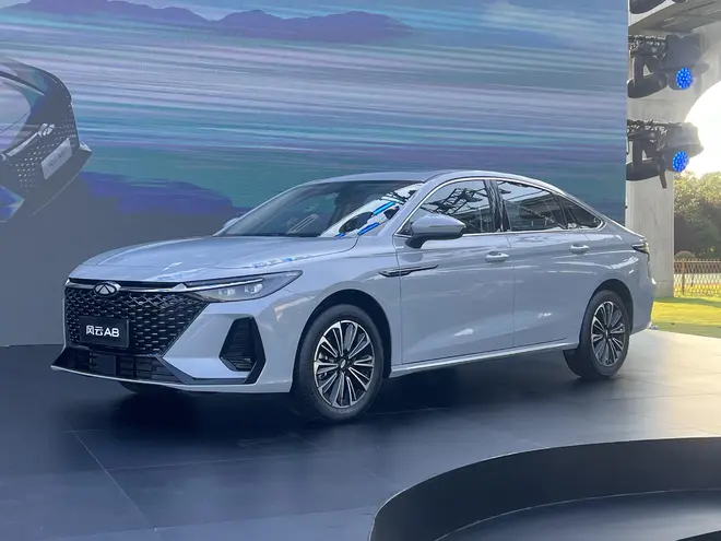 实测百公里油耗2.08L 风云A8新车型上市7.99万起3