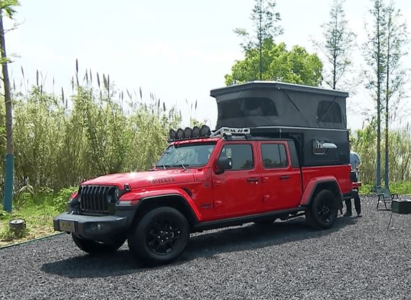 Jeep牧马人41致敬版45.99万起 角斗士旅居版开启预售3