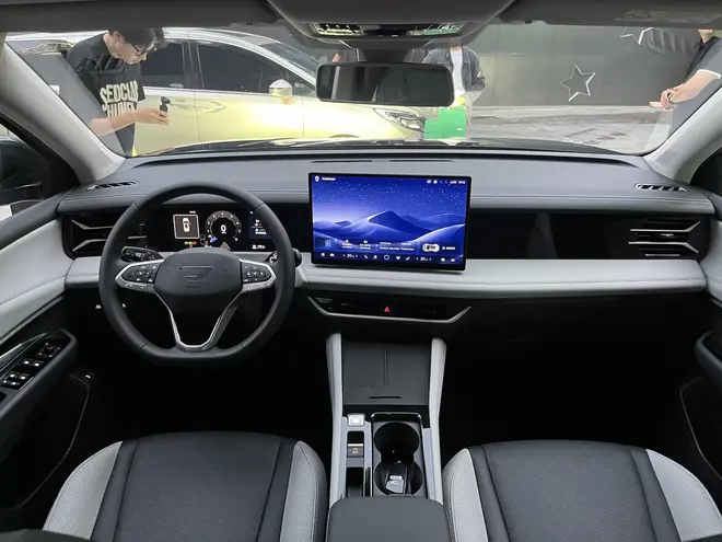 德系品质×家用全能 捷达VS8上市9.59万起9