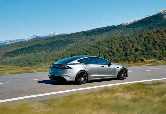 看了10年的外观还是一笔没动 新Model S/Model X在美约售60.99万起14
