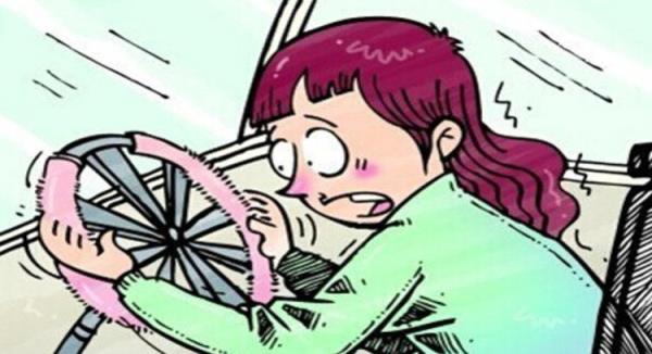 车速80以上踩刹车方向盘抖动原因是什么