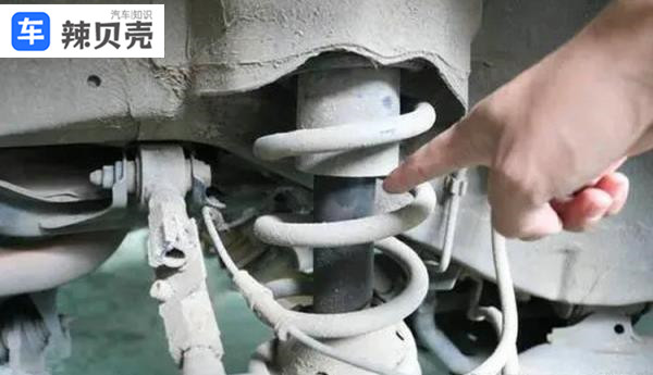 摩托车减震漏油会有什么影响