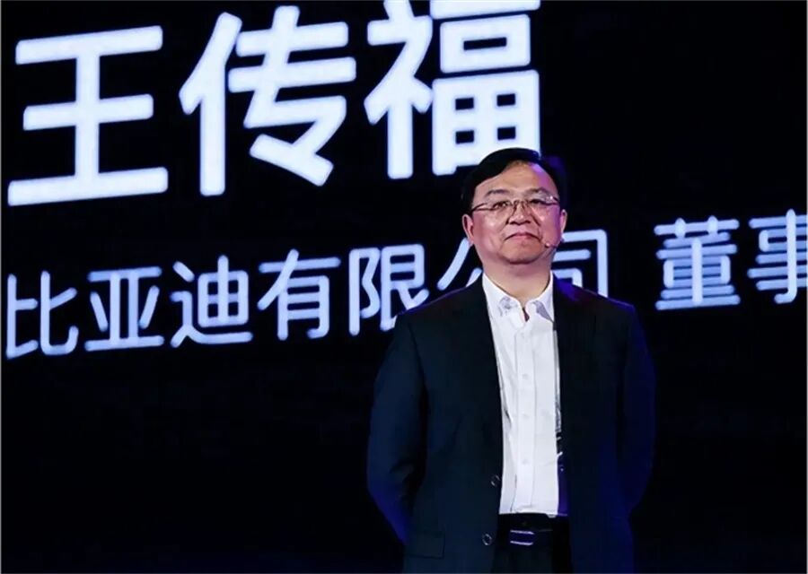 2025年度十大汽车人物丨道哥说车-独家资讯11